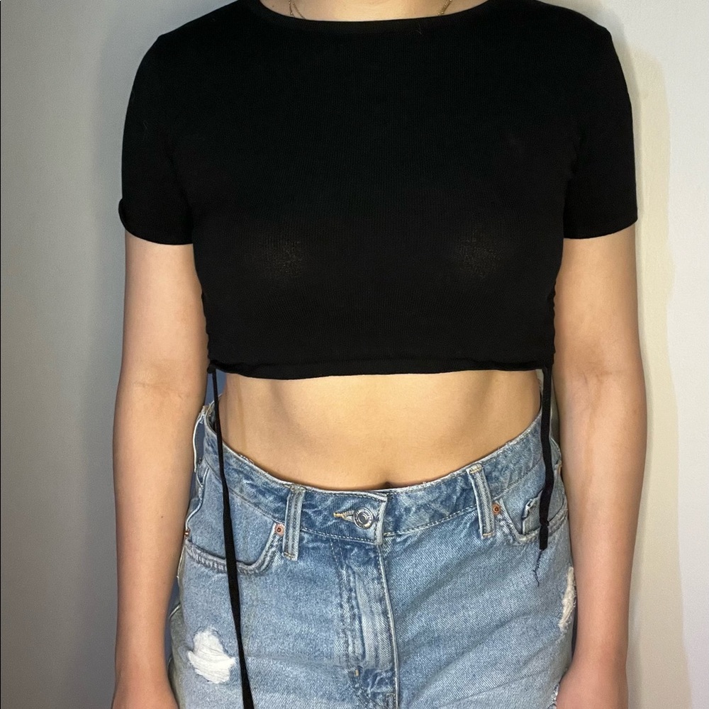 Black backless top